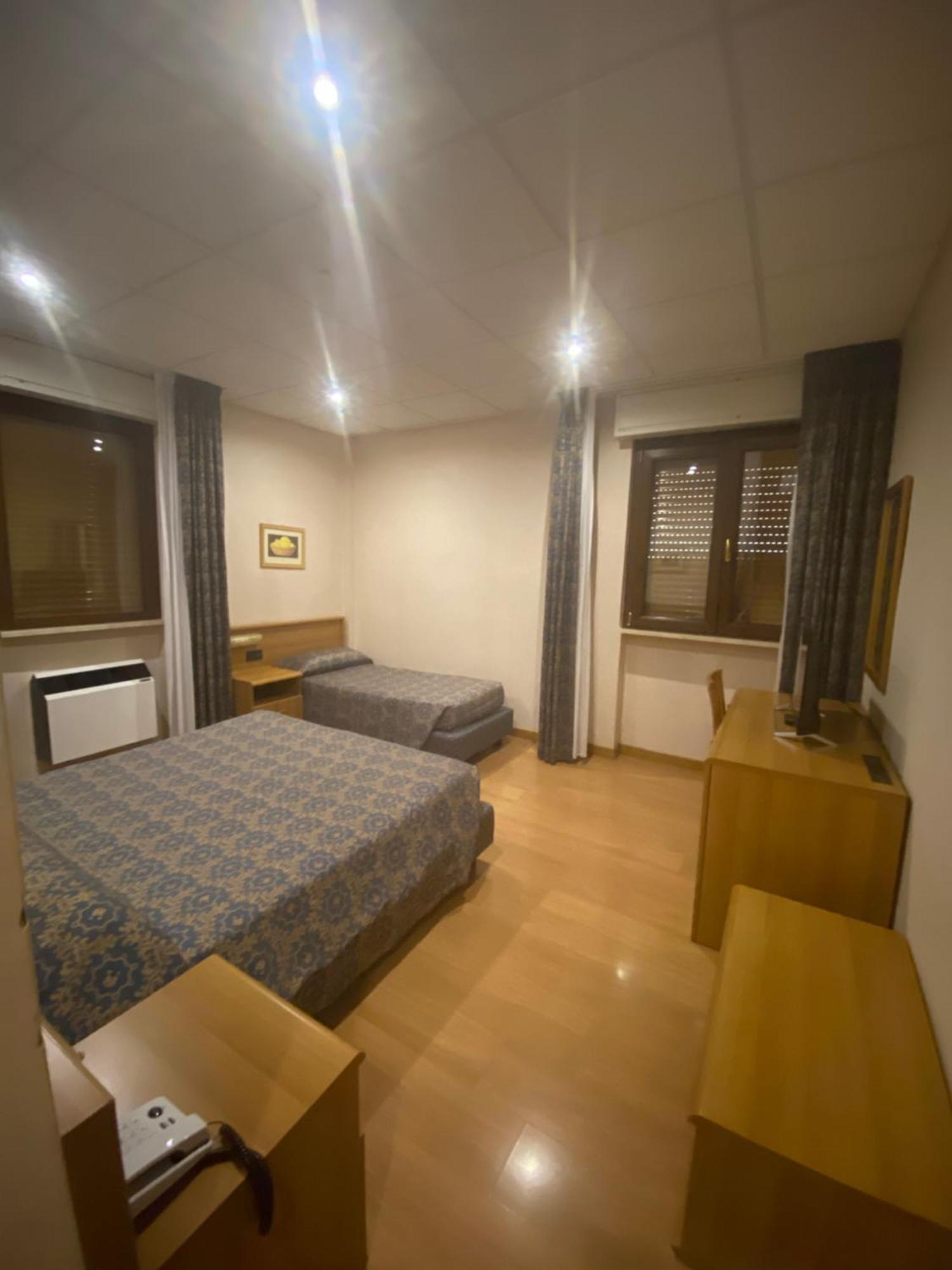 Park Hotel Scanno Buitenkant foto