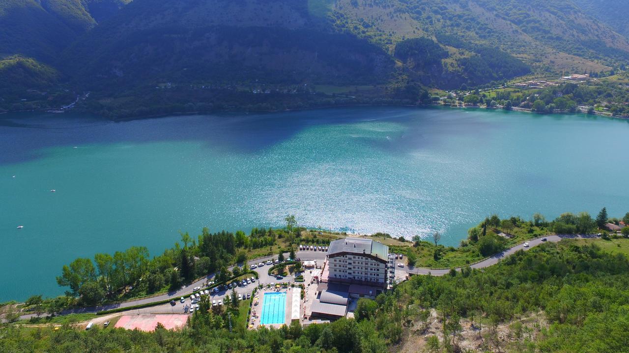 Park Hotel Scanno Buitenkant foto